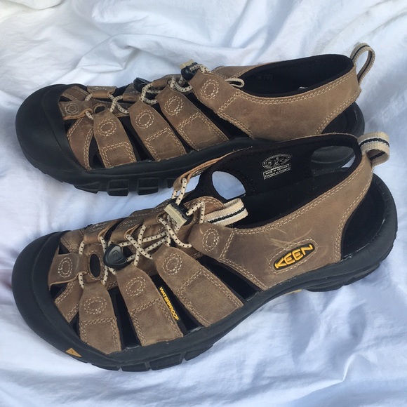 Keen Other - Keen Newport Like New Men’s Size 9